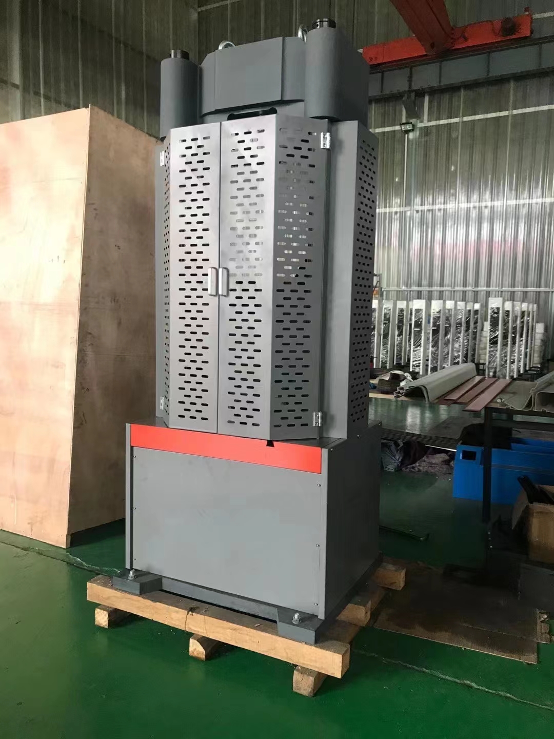 滄州中匯主機(jī)60T.jpg 滄州中匯主機(jī)60T.jpg